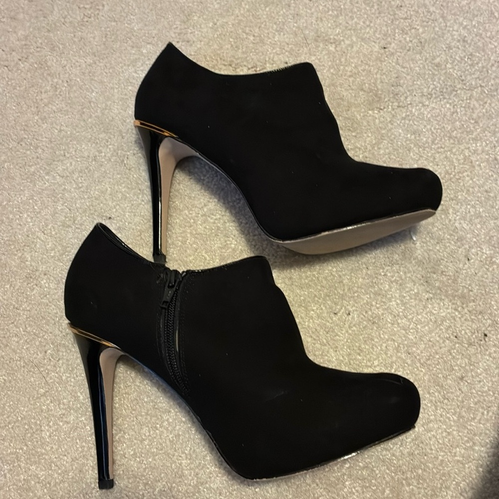 Miss KG black suede ankle boots women’s size 40